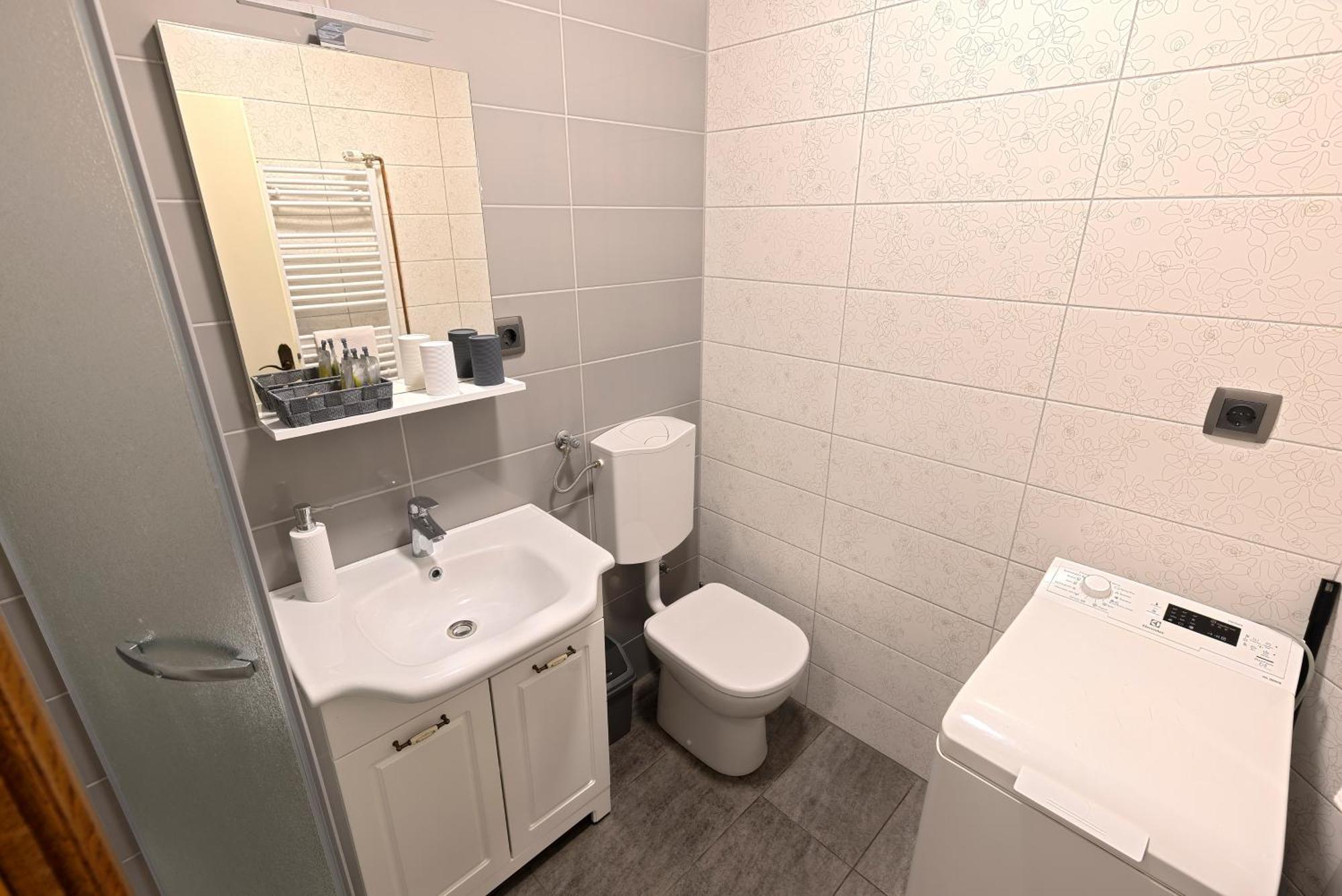 וואראז'דין Apartmani Maltar מראה חיצוני תמונה